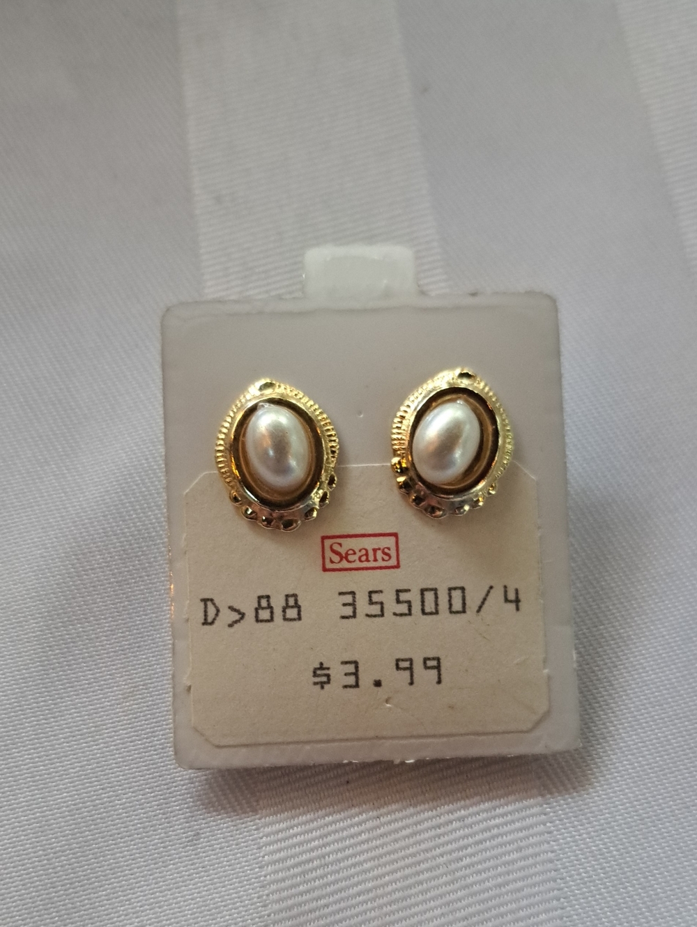 Vintage Sears Gold-Tone Pearl Oval Stud Earrings